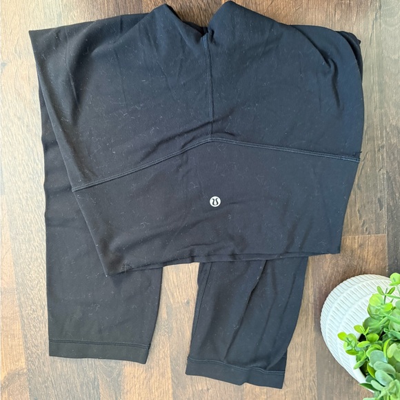 Lululemon Align Crop Legging - Picture 4 of 8